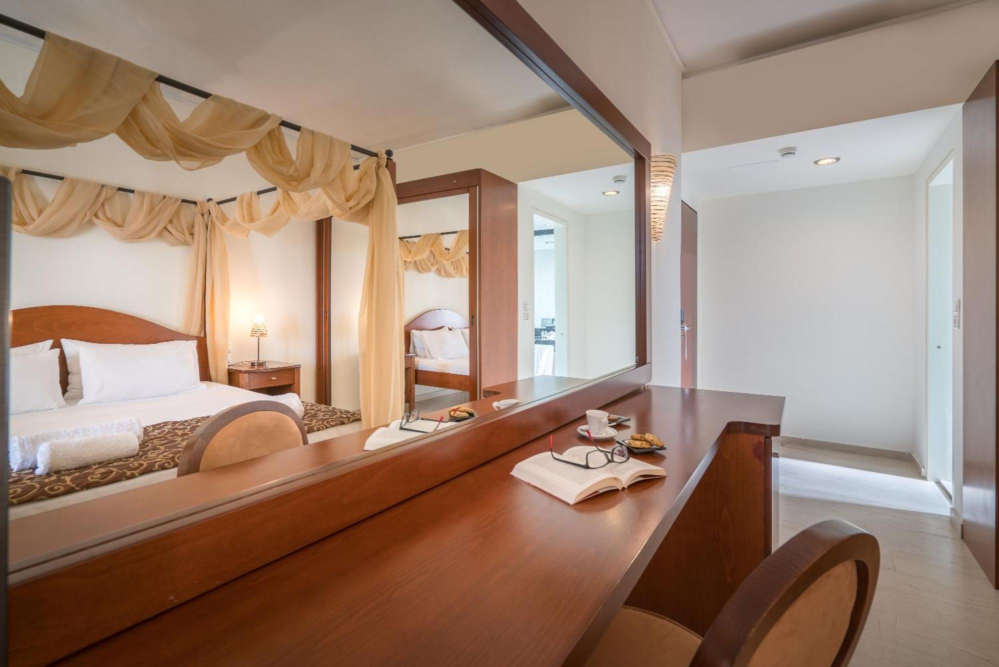 Hotel Zante Park & Bw Premier Collection